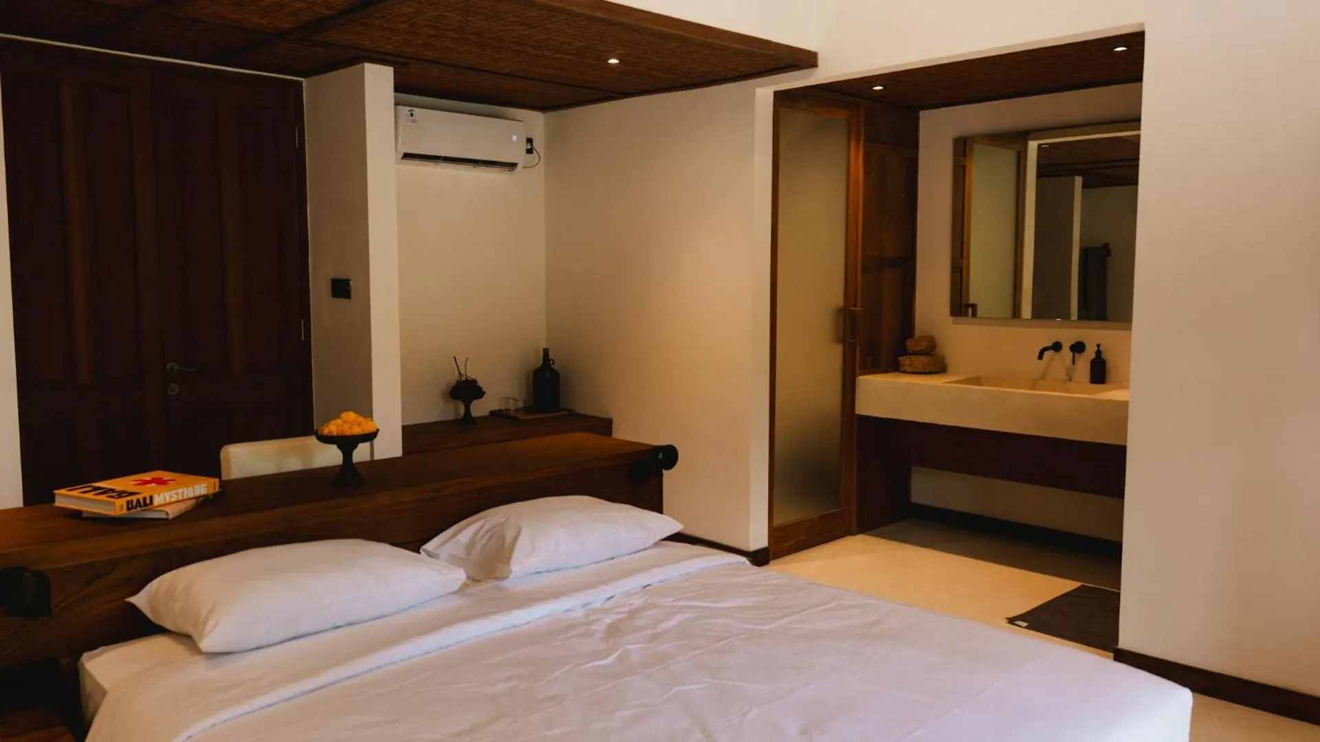 The Soko Bali Hotel Uluwatu  0*, Uluwatu (Bali)